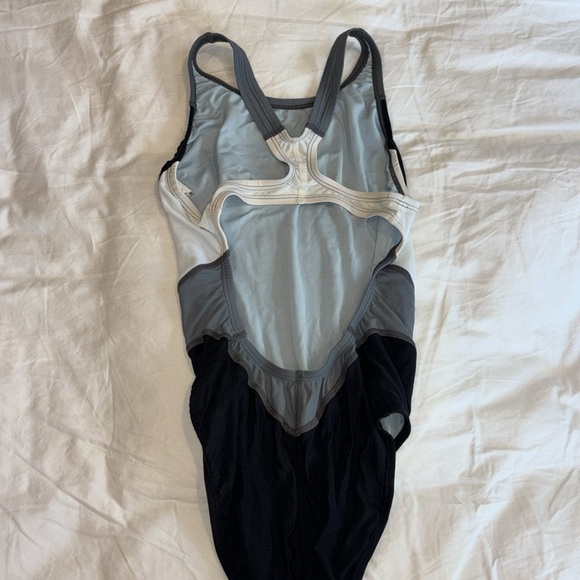 Nike Swimsuit - Picture 2 of 2